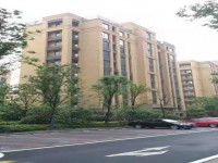 牡丹城 精装自住房二年到 诚心卖 牡丹城