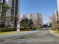 荷叶府 带汽车位 厅通阳台 诚心卖 荷叶府